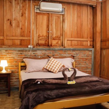 Pinarak Homestay Banyuwangi  Esterno foto