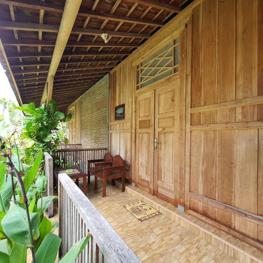 Pinarak Homestay Banyuwangi  Esterno foto