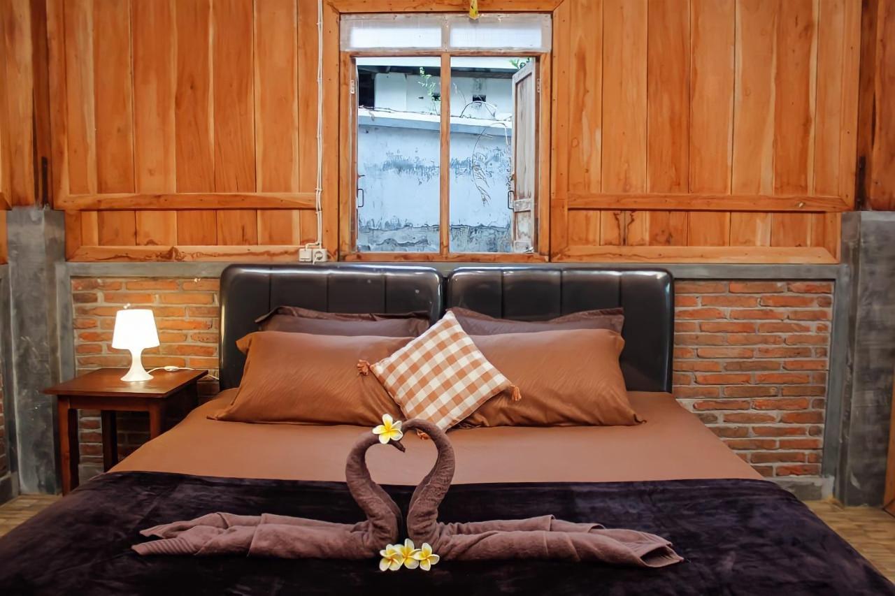 Pinarak Homestay Banyuwangi  Esterno foto