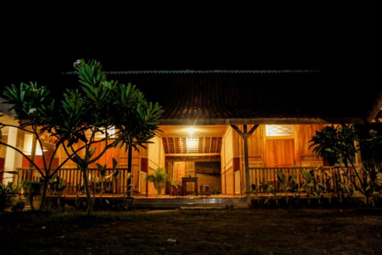 Pinarak Homestay Banyuwangi  Esterno foto